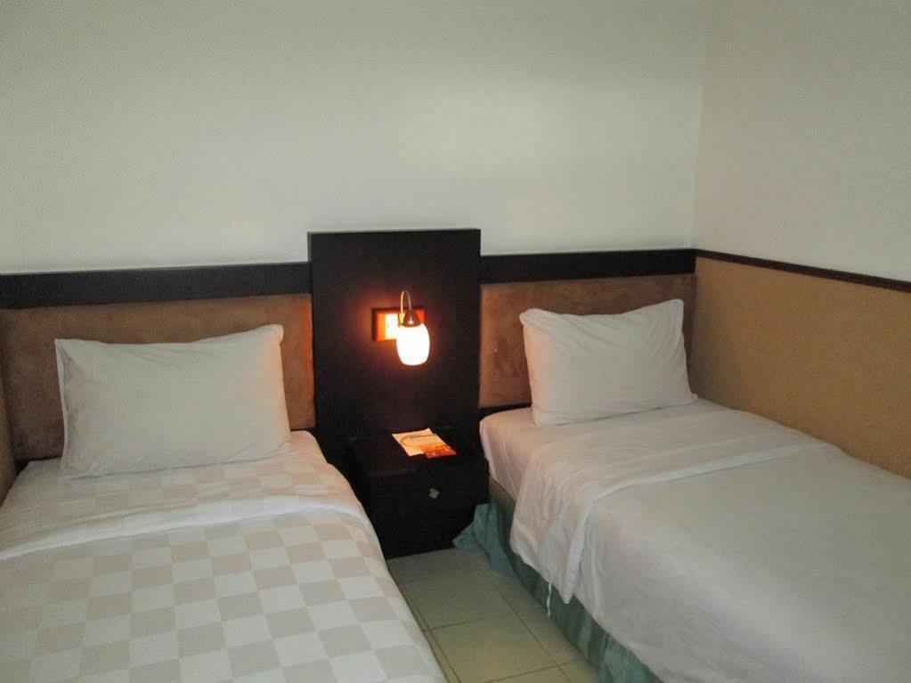 Marbella Suites Bandung Cimenyan Exterior foto